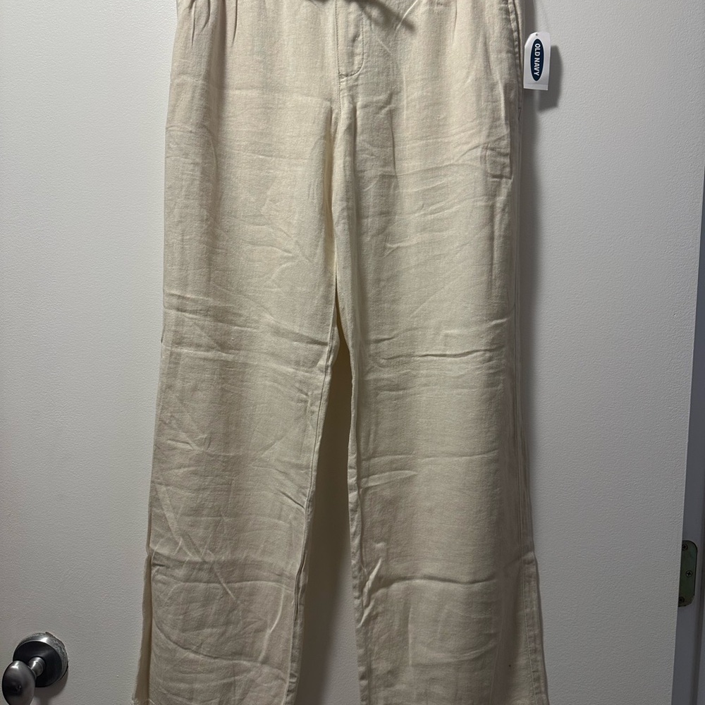 NWT. Old Navy Beige Linen Trousers